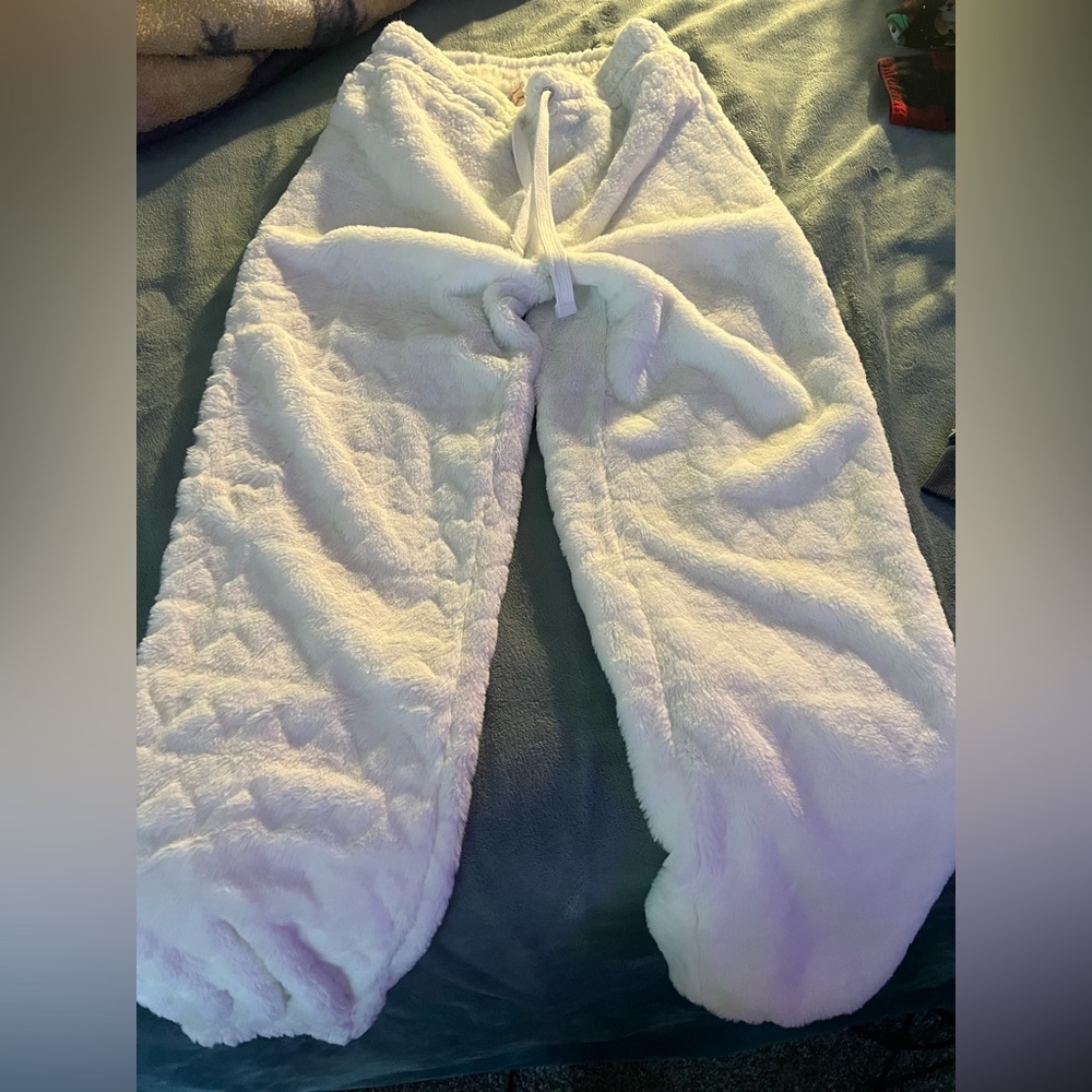 Fuzzy white sweatpants